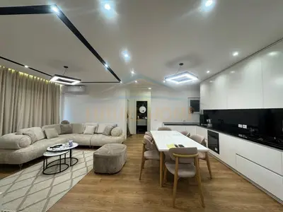 Apartament 2+1 në shitje në Bulevardi i Ri, Tiranë, 123 m². Foto 2 nga 9
