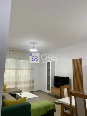 Apartament 1+1 me qera në Pallati me Shigjeta, Tiranë, 72 m². Foto 3 nga 8