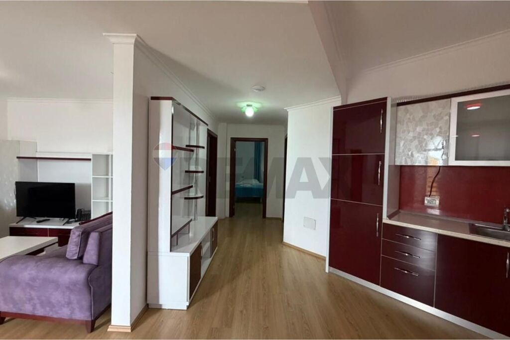 Appartamento in vendita a Farkë, Tirana, 85 m². Foto 2 di 3