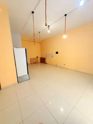 Commercial space for rent in Stacioni i Trenit, Durrës, 40 m². Photo 3 of 5