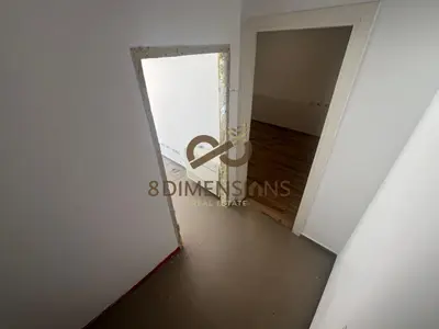 Office for rent in Ring Center, Tirana, 70 m². Photo 4 of 8