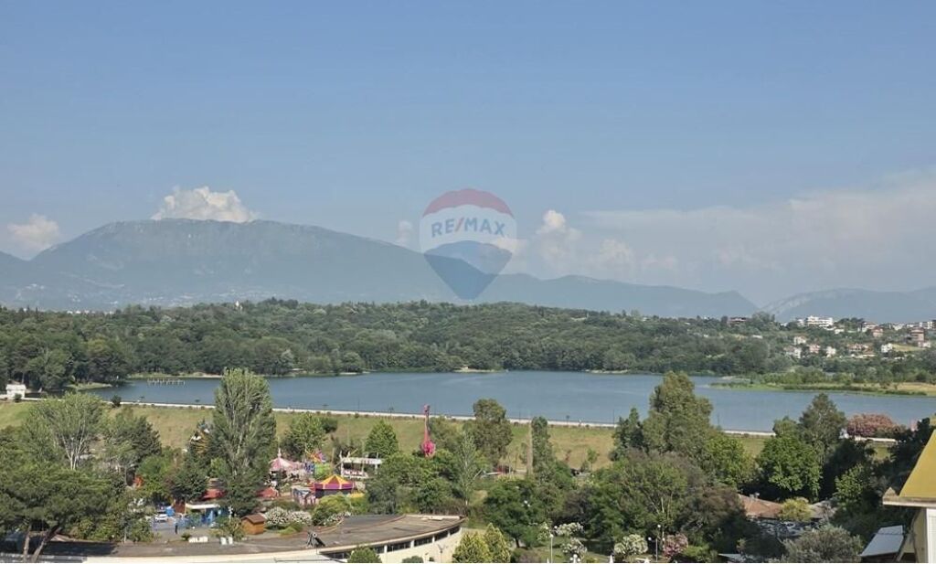 Attico in vendita a Liqeni i Tiranës, Tirana, 330 m². Foto 3 di 3