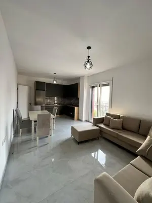 Apartament 2+1 me qera në Bashkia, Kamëz, 113 m². Foto 6 nga 9
