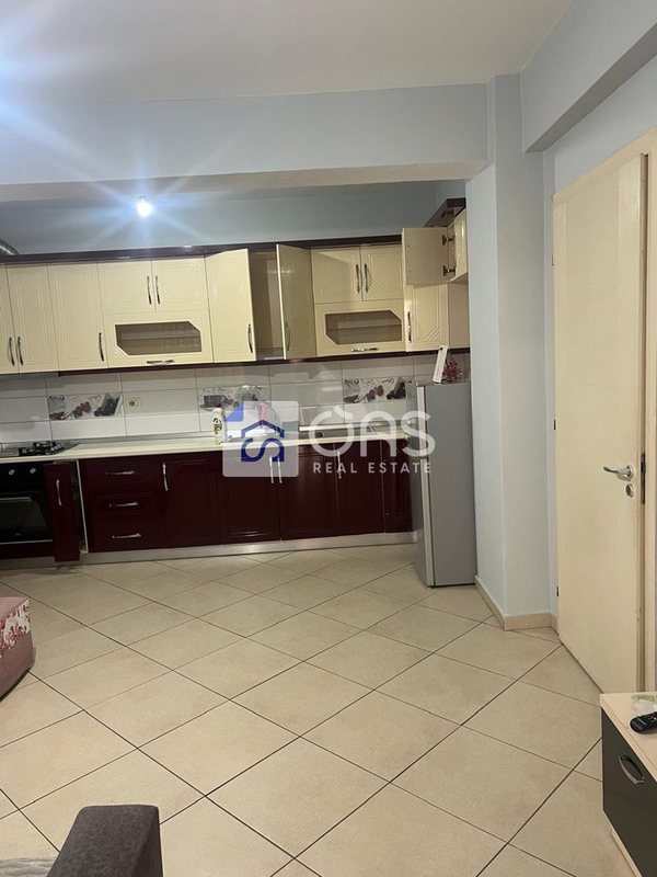 Apartament 1+1 me qera në Kthesa e Kamzës, Tiranë, 60 m²