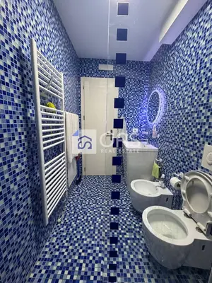 Apartament 2+1 me qera në Blloku, Tiranë, 97 m². Foto 12 nga 12