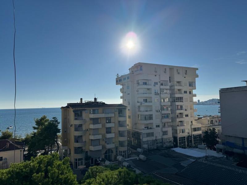 Apartament 1+1 në shitje në Plazh, Durrës, 73 m². Foto 2 nga 9