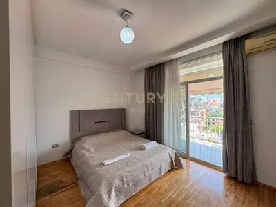 Appartamento 2+1 in affitto a Parlamenti, Tirana, 100 m². Foto 11 di 12