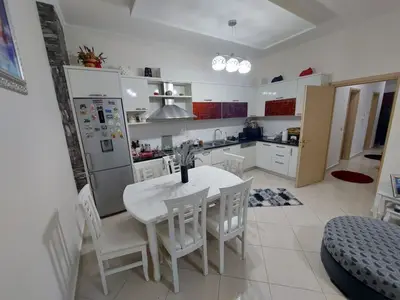 Apartment 2+2 for sale in Porti i Durrësit, Durrës, 112 m². Photo 3 of 9