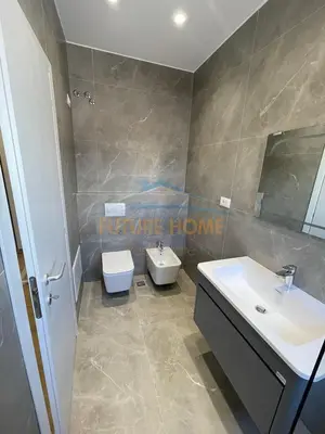 Penthouse 2+1 në shitje në Bulevardi Zhan D’Ark, Tiranë, 97 m². Foto 12 nga 12