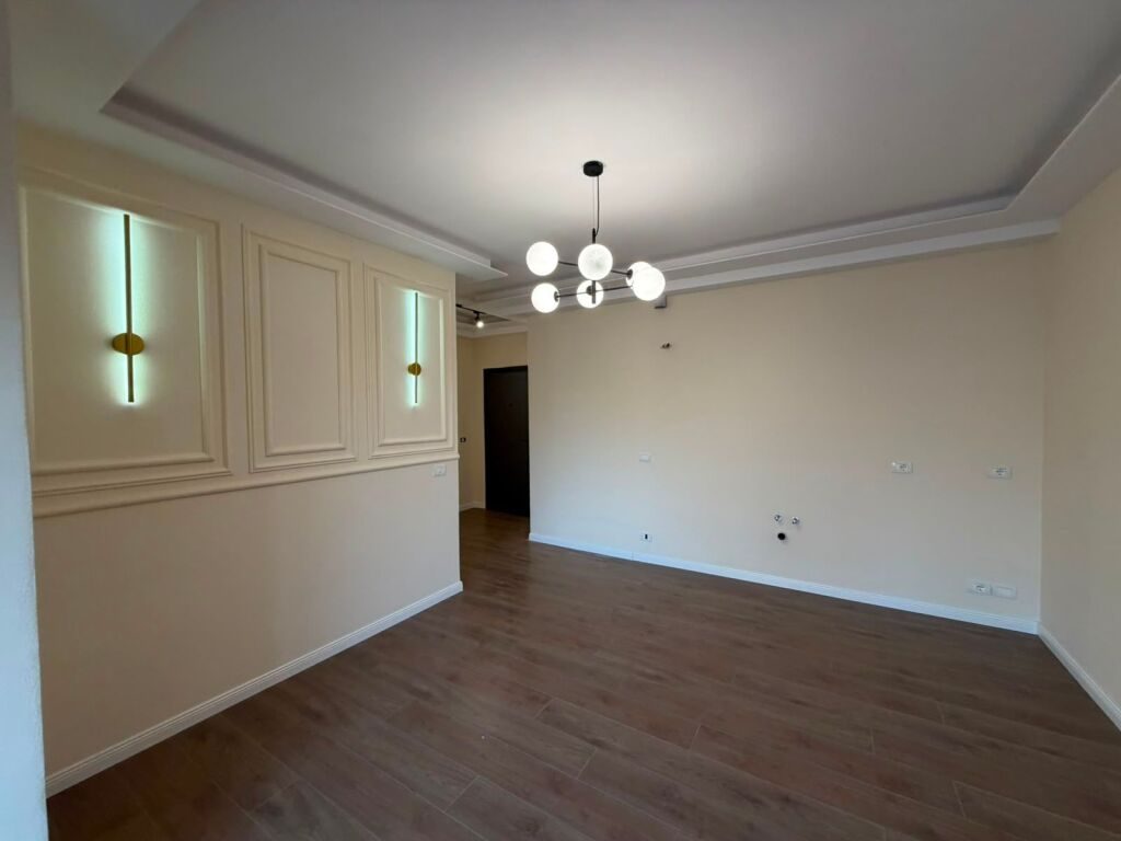 Apartament 2+1 në shitje në Ish Rajoni I Policise, Durrës, 80 m². Foto 1 nga 8