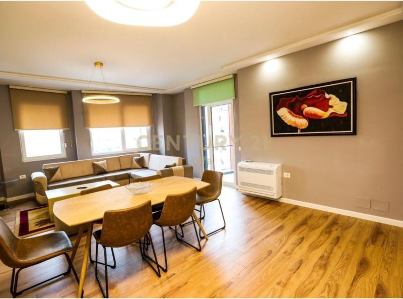 Apartament 2+1 me qera në Toptani, Tiranë, 117 m²