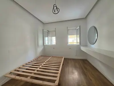 Apartament 2+1 në shitje në Rruga 1 Maj, Korçë, 108 m². Foto 6 nga 8