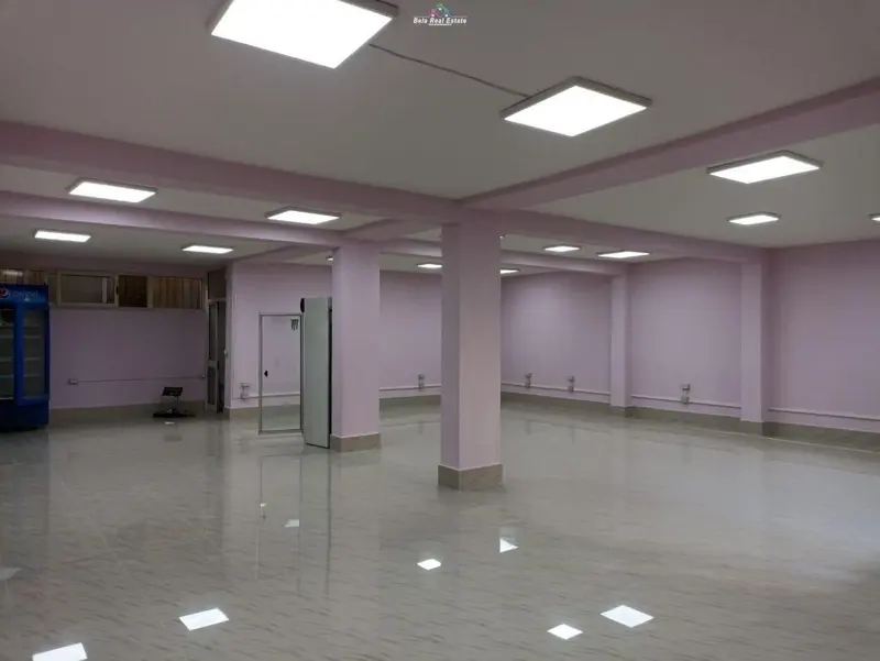Dyqan me qera në Rruga Shyqyri Ishmi, Tiranë, 123 m²