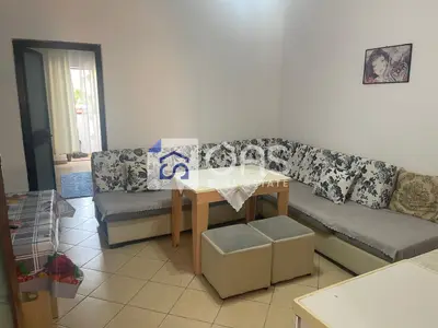 Apartament 1+1 me qera në Spitali QSUT, Tiranë, 70 m². Foto 1 nga 4