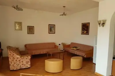 Vilë 3+1 në shitje në Ura e Dajlanit, Durrës, 210 m². Foto 10 nga 12