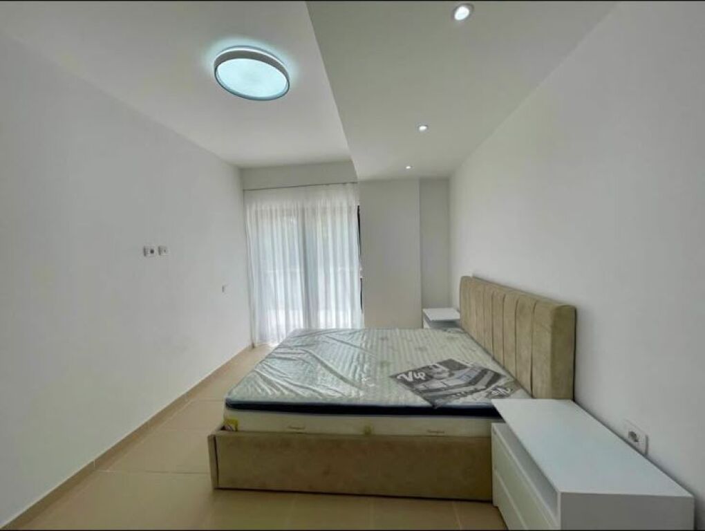 Apartment 2+1 for rent in Kodra e Diellit, Tirana, 80 m². Photo 1 of 3