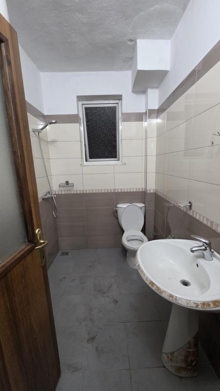 Apartament 3+1 në shitje në Komuna e Parisit, Tiranë, 163 m². Foto 6 nga 6