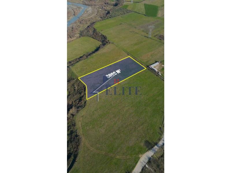 Land for sale in Vishaj, Tirana, 8,000 m²