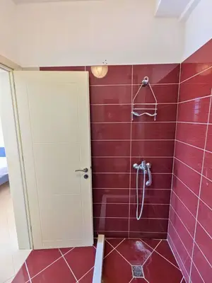 Studio for sale in Rradhime, Vlorë, 32 m². Photo 8 of 10