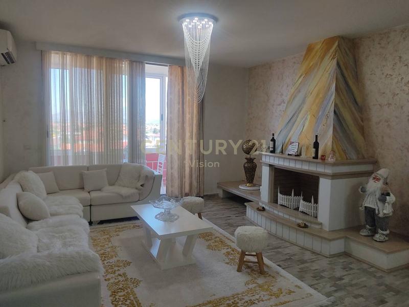 Appartamento 3+1 in vendita a Rus, Scutari, 150 m²