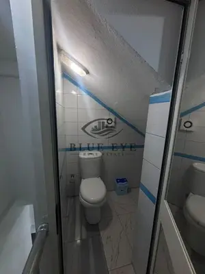 Commercial space for rent in Stadiumi, Durrës, 174 m². Photo 8 of 11