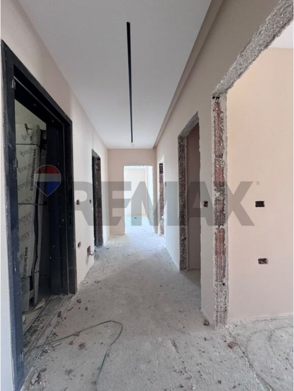 Apartment for sale in Porcelan, Tirana, 131 m². Photo 1 of 3