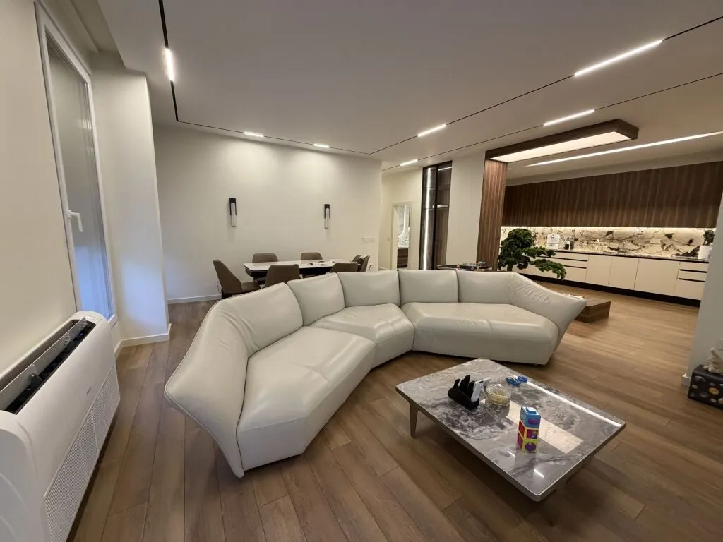 Villa 2+1 for sale in Vila e Zogut, Durrës, 168 m². Photo 1 of 12