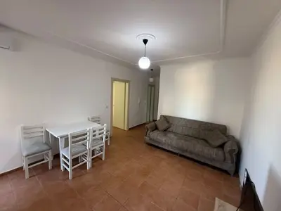 Apartament 1+1 me qera në Stadiumi Dinamo, Tiranë, 60 m². Foto 5 nga 7