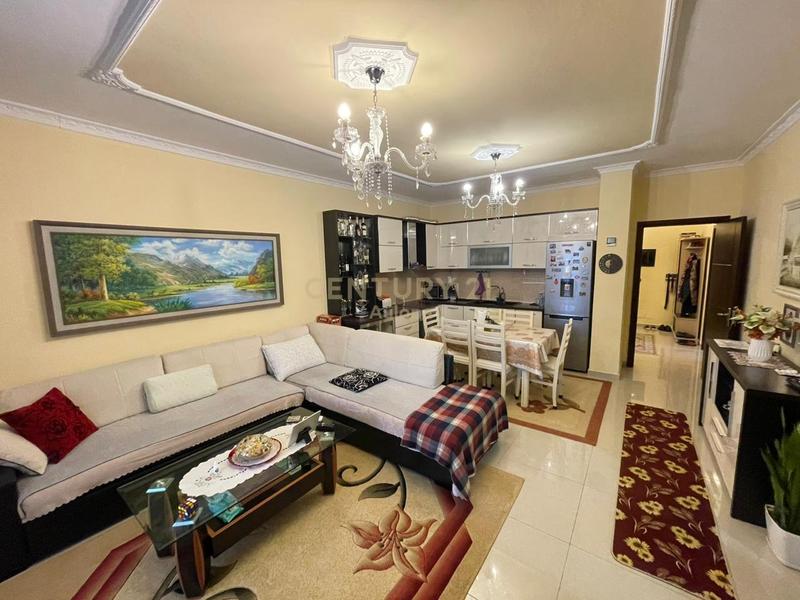 Apartment 3+1 for sale in Rruga e re, Vlorë, 139 m²