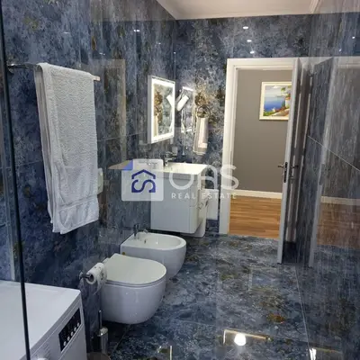 Apartament 1+1 me qera në Blloku, Tiranë, 70 m². Foto 6 nga 10