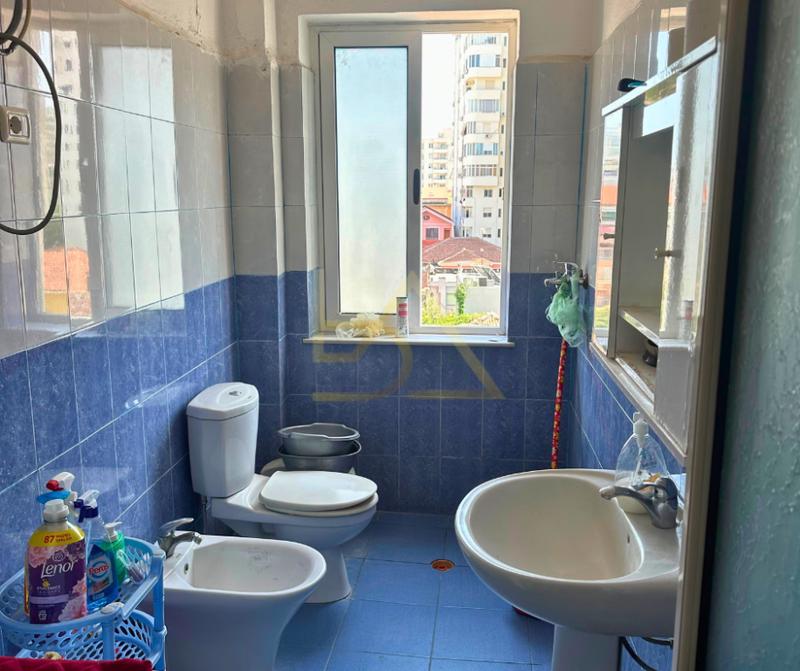 Apartament 2+1 në shitje në Bulevardi Dyrrah, Durrës, 70 m². Foto 6 nga 8