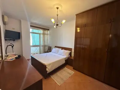 Appartamento 2+1 in affitto a Rruga Fortuzi, Tirana, 120 m². Foto 6 di 8