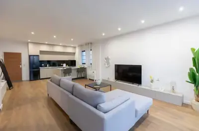 Penthouse me qera në Ish Rajoni i Policisë, Durrës, 200 m². Foto 7 nga 12