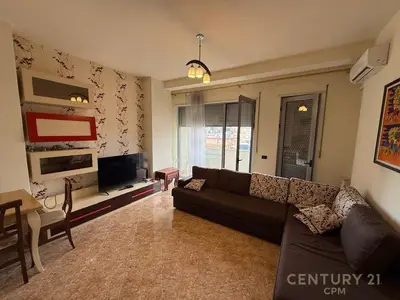 Appartamento 1+1 in affitto a Sheshi Avni Rustemi, Tirana, 70 m². Foto 2 di 5