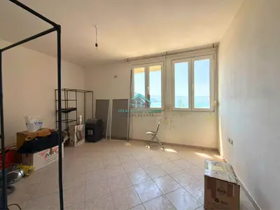 Appartamento 2+1 in vendita a Plazhi i Vjetër, Valona, 88 m². Foto 2 di 7