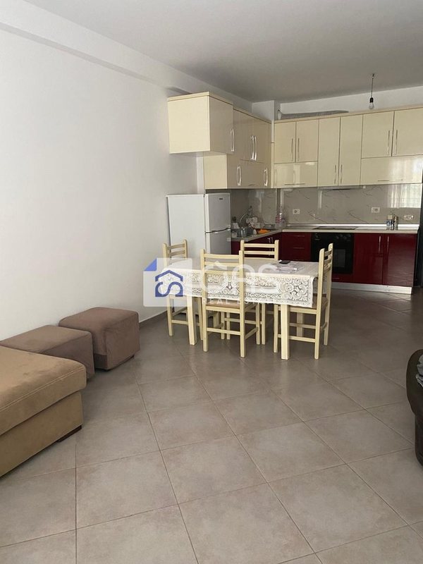 Apartament 2+1 me qera në Kodra e Diellit, Tiranë, 85 m²
