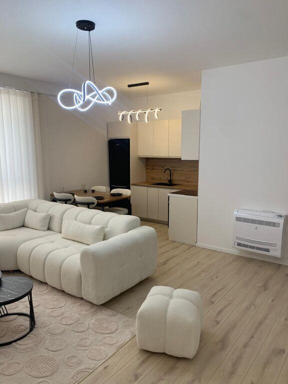 Apartament 1+1 me qera në Rruga Jordan Misja, Tiranë, 70 m². Foto 6 nga 8