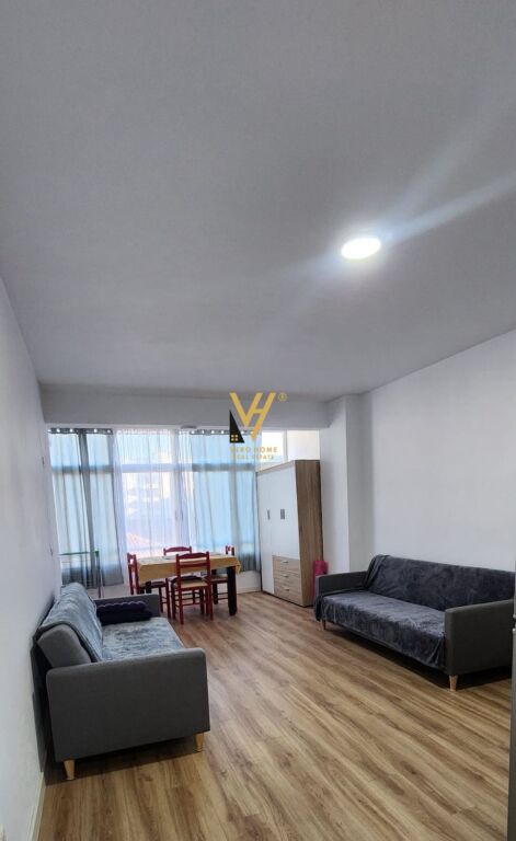 Studio for sale in Golem, 41 m². Photo 1 of 3