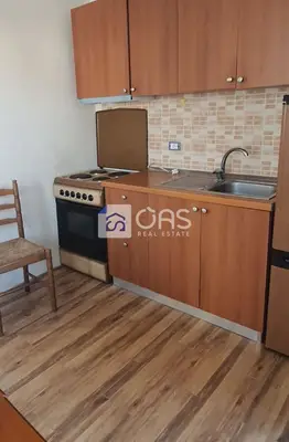 Apartament 1+1 me qera në Tregu Elektrik, Tiranë, 55 m². Foto 1 nga 5
