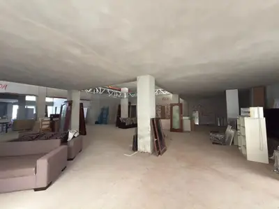 Commercial space for sale in Vlore, Vlorë, 321 m². Photo 4 of 4
