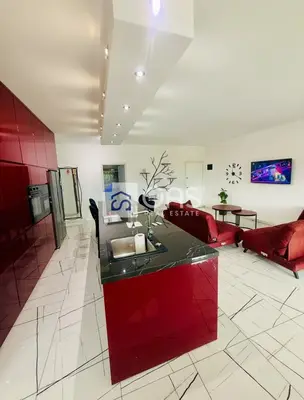 Apartament 2+1 me qera në Liqeni i Thatë, Tiranë, 137 m². Foto 3 nga 7