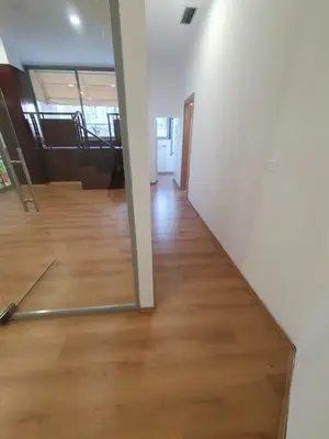 Zyrë me qera në Bardhok Biba Branch, Tiranë, 65 m². Foto 2 nga 3