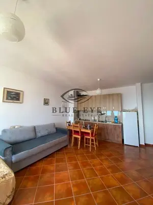 Apartament në shitje në Vila e Zogut, Durrës, 71 m². Foto 2 nga 11