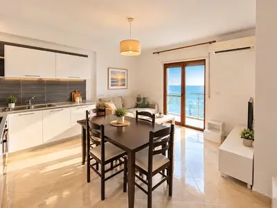 Apartment 2+1 for rent in Currila, Durrës, 83 m². Photo 4 of 12