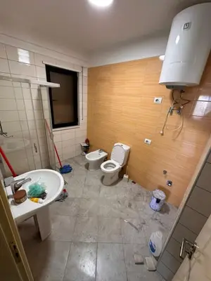 Apartament 2+1 në shitje në Kthesa e Kamzës, Tiranë, 105 m². Foto 6 nga 7