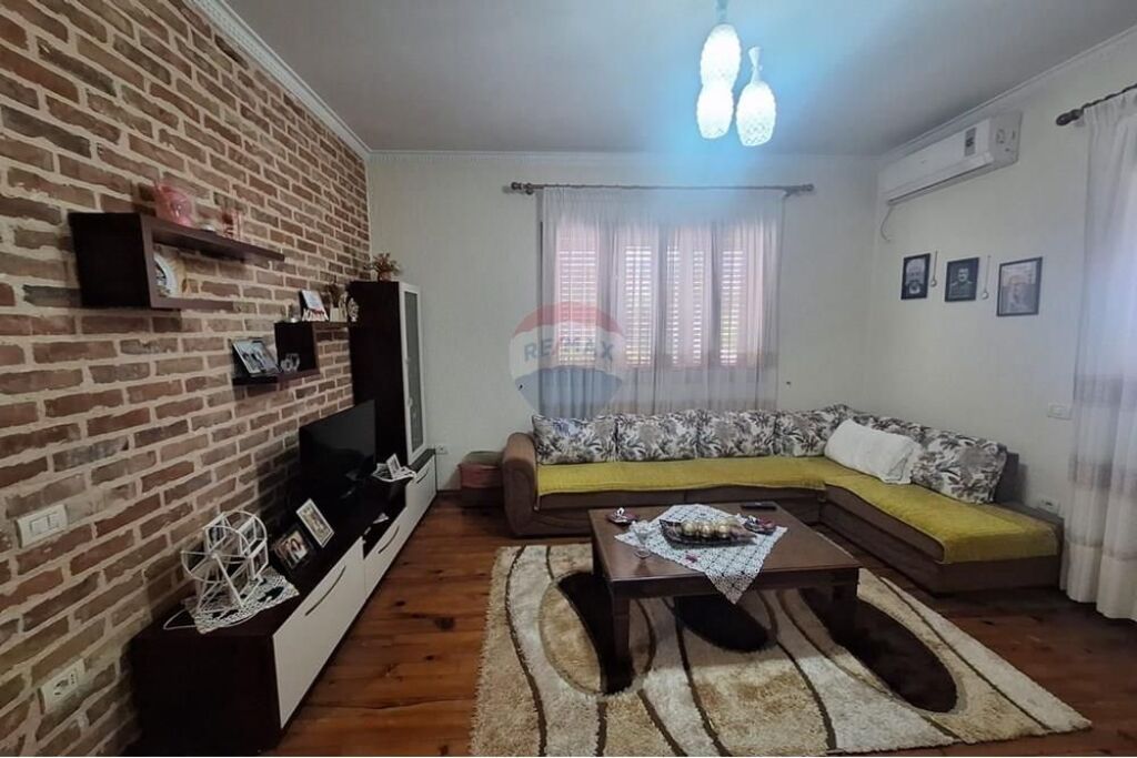 Villa for rent in Ndroq, Tirana, 144 m². Photo 3 of 3