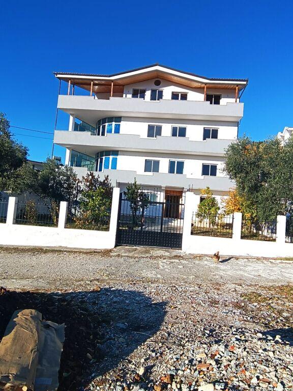 Vilë në shitje në Tufinë, Tiranë, 900 m². Foto 3 nga 5
