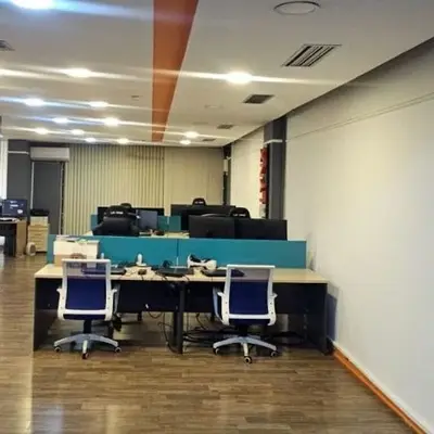 Ufficio in affitto a Sheshi Willson, Tirana, 200 m². Foto 1 di 6