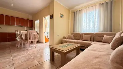 Appartamento 2+1 in vendita a Rruga Myslym Keta, Tirana, 92 m². Foto 1 di 10