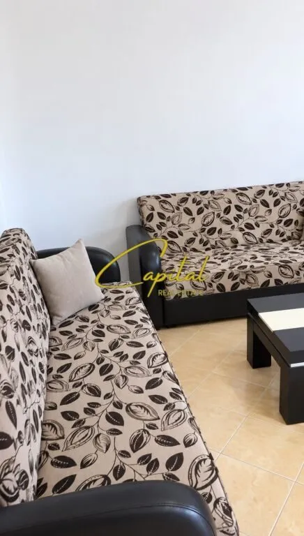 Apartment 1+1 for rent in Shkolla e Bashkuar, Tirana, 60 m². Photo 1 of 4